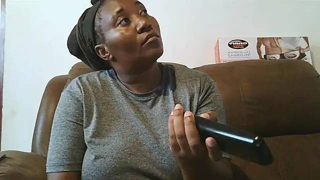 Snapshot of ebonytitts4u chatting on March 2, 8:38 am ebonytitts4u online show from March 2, 8:38 am