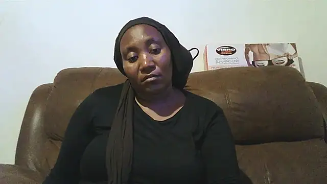 Snapshot of ebonytitts4u chatting on February 18, 5:09 pm ebonytitts4u online show from February 18, 5:09 pm