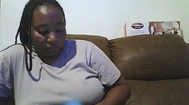 Snapshot of ebonytitts4u chatting on March 10, 6:45 pm ebonytitts4u online show from March 10, 6:45 pm