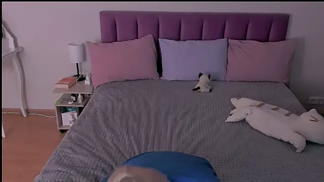 Snapshot of sabrinamacmarren chatting on March 14, 9:43 pm sabrinamacmarren online show from March 14, 9:43 pm