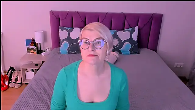 sabrinamacmarren online show from January 18, 12:52 pm