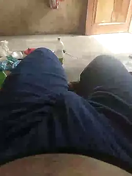 Snapshot of bigh96dik chatting on June 20, 9:25 am bigh96dik online show from June 20, 9:25 am