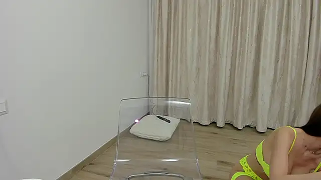 lissababe1 online show from March 22, 5:52 pm