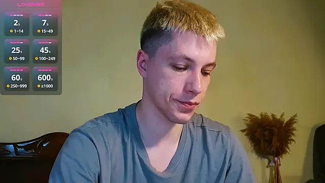 -ethan7inches- online show from April 4, 1:56 am