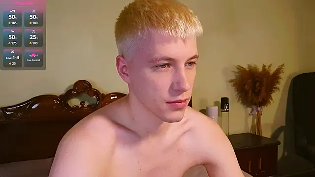 -ethan7inches- online show from March 11, 12:37 am