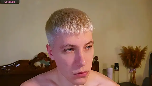 -ethan7inches- online show from March 13, 1:54 am