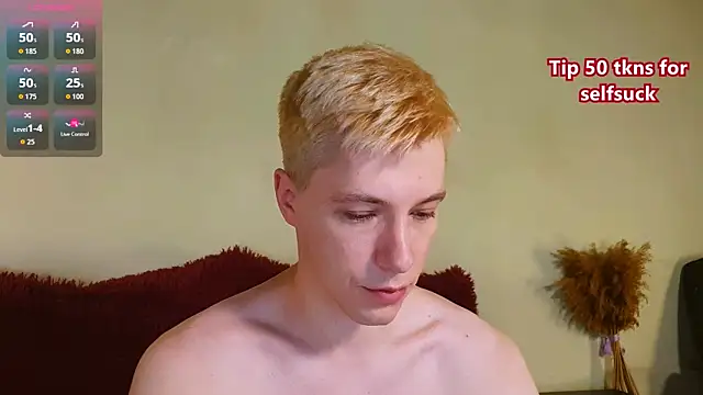 Snapshot of -ethan7inches- chatting on June 15, 4:34 am -ethan7inches- online show from June 15, 4:34 am