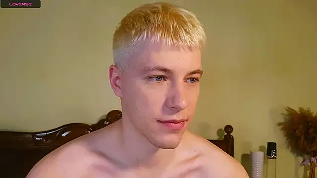 -ethan7inches- online show from March 12, 1:11 am