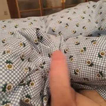 geilerboy2628 online show from February 3, 12:21 am