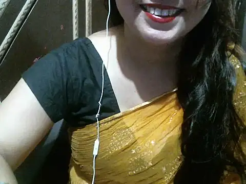 Snapshot of UrsMansi chatting on July 20, 3:47 am UrsMansi online show from July 20, 3:47 am