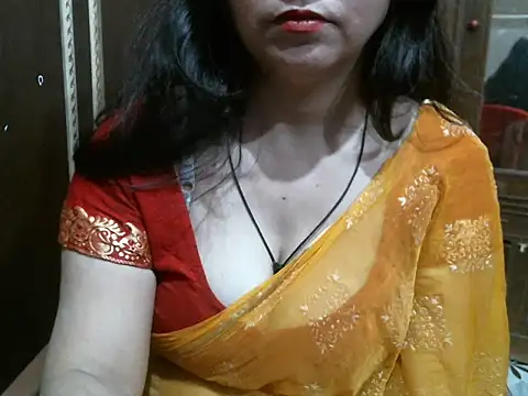 Snapshot of UrsMansi chatting on February 10, 9:47 pm UrsMansi online show from February 10, 9:47 pm