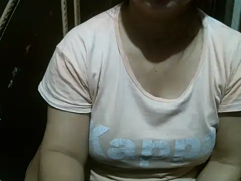 Snapshot of UrsMansi chatting on July 8, 3:41 am UrsMansi online show from July 8, 3:41 am