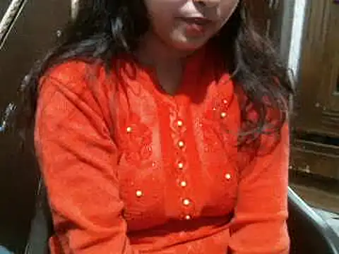 Snapshot of UrsMansi chatting on January 16, 8:11 am UrsMansi online show from January 16, 8:11 am