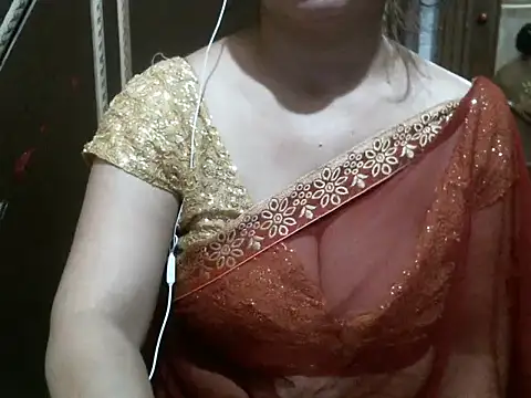 Snapshot of UrsMansi chatting on November 4, 6:50 am UrsMansi online show from November 4, 6:50 am