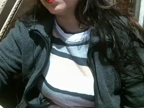 Snapshot of UrsMansi chatting on January 17, 5:11 am UrsMansi online show from January 17, 5:11 am