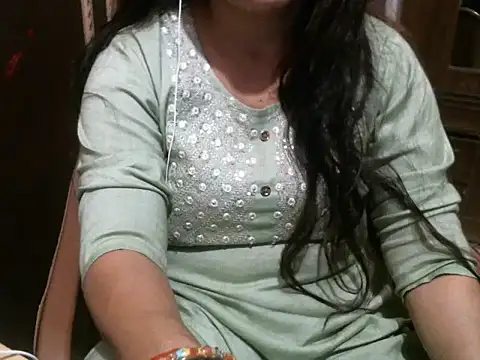 Snapshot of UrsMansi chatting on November 5, 7:00 am UrsMansi online show from November 5, 7:00 am