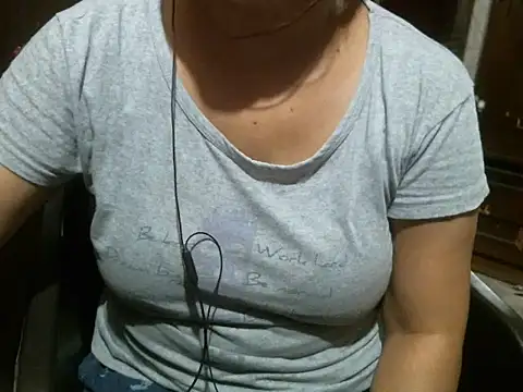 Snapshot of UrsMansi chatting on July 15, 2:29 am UrsMansi online show from July 15, 2:29 am