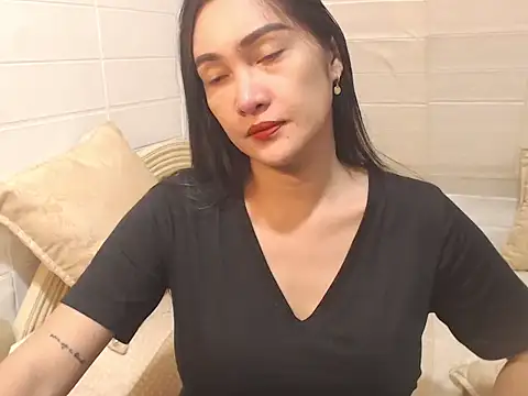 adorabletrans69xx online show from July 27, 1:29 pm