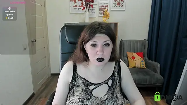 Snapshot of Black_Black_Rose chatting on June 27, 8:15 pm Black Black Rose online show from June 27, 8:15 pm