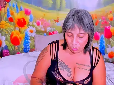 indianroxy online show from April 14, 7:19 pm