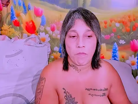 Snapshot of indianroxy chatting on February 24, 5:30 am indianroxy online show from February 24, 5:30 am