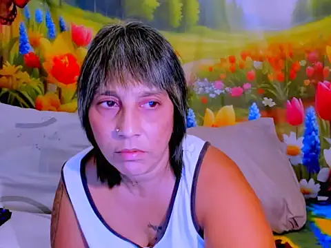 indianroxy online show from April 28, 4:17 am