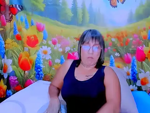 indianroxy online show from May 13, 8:38 pm