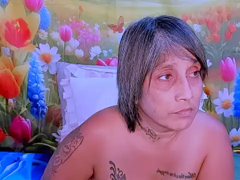 indianroxy online show from November 19, 8:20 pm