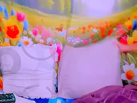 indianroxy online show from March 29, 9:00 am