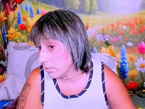 Snapshot of indianroxy chatting on February 7, 5:59 am indianroxy online show from February 7, 5:59 am