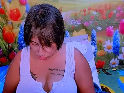 indianroxy online show from November 18, 4:43 pm