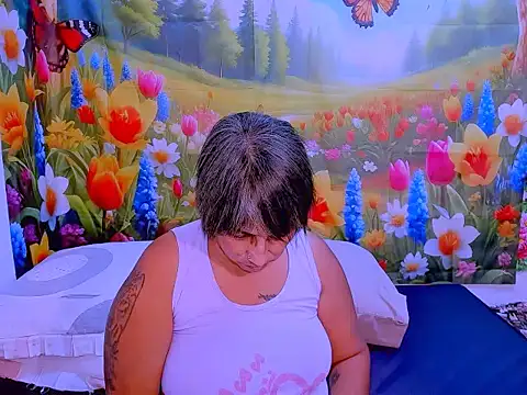 indianroxy online show from October 19, 4:10 pm