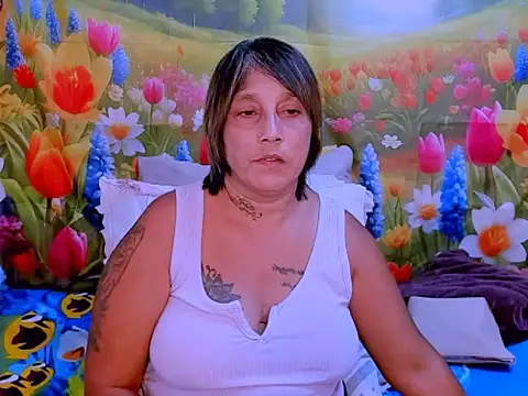 indianroxy online show from November 12, 4:44 pm