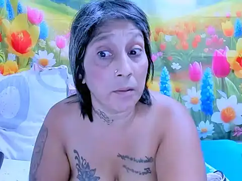 Snapshot of indianroxy chatting on January 8, 6:08 am indianroxy online show from January 8, 6:08 am