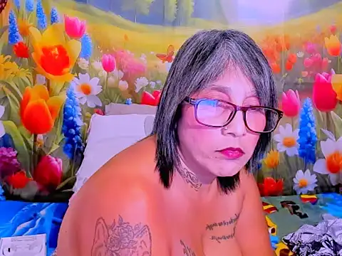 indianroxy online show from March 31, 8:33 pm