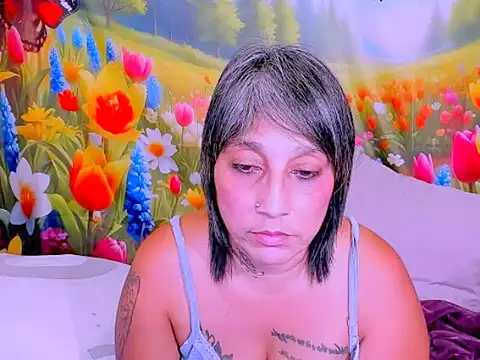 indianroxy online show from April 8, 10:00 pm