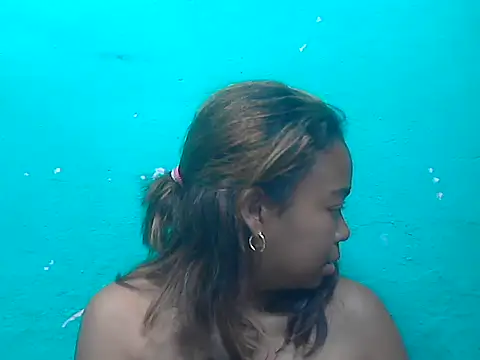 milkboobsgirl online show from February 28, 7:13 pm