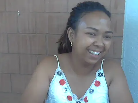milkboobsgirl online show from May 27, 10:22 am