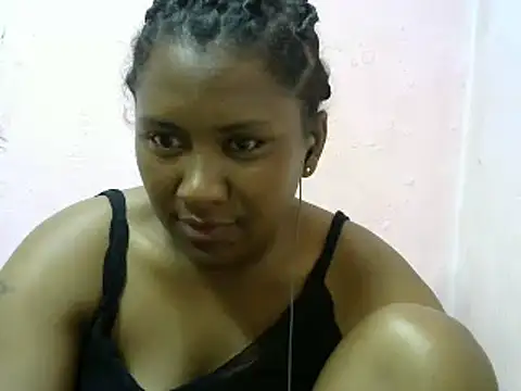 Snapshot of cutybigass chatting on March 19, 10:44 am cutybigass online show from March 19, 10:44 am