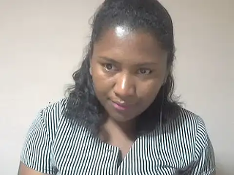 cutybigass online show from April 1, 6:16 pm