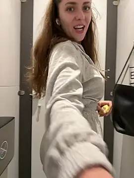 MariiD online show from March 27, 8:26 am