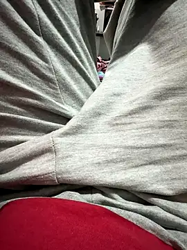 Randy642001 online show from November 8, 10:30 am