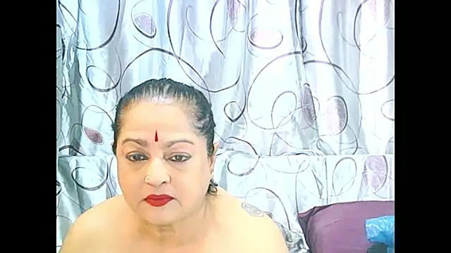 Snapshot of matureindian chatting on May 11, 7:43 am matureindian online show from May 11, 7:43 am