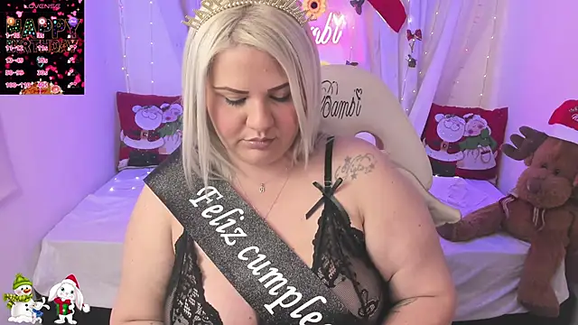 sweetbambi23 online show from December 21, 8:38 am