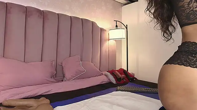 HallyBans online show from April 15, 11:59 am