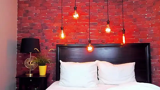 ChristynaRoss online show from September 28, 7:32 pm