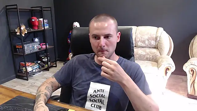 MihasikD online show from July 7, 1:03 pm
