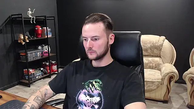 MihasikD online show from October 15, 4:48 pm