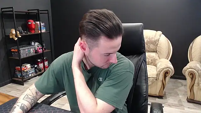 MihasikD online show from February 24, 9:21 am