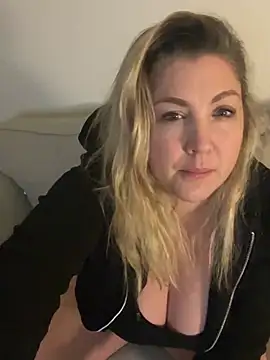 Snapshot of Anna_Alexa chatting on January 13, 9:42 pm Anna Alexa online show from January 13, 9:42 pm